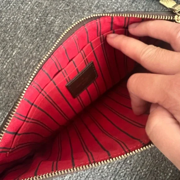 Louis Vuitton Brown Neverfull Wristlet - Picture 6 of 7